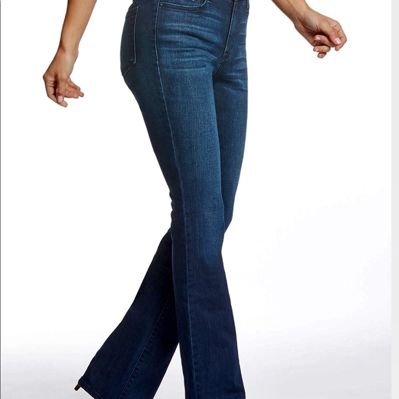 NWT Jessica Simpson Mid Rise Bootcut Jeans! - Picture 3 of 8